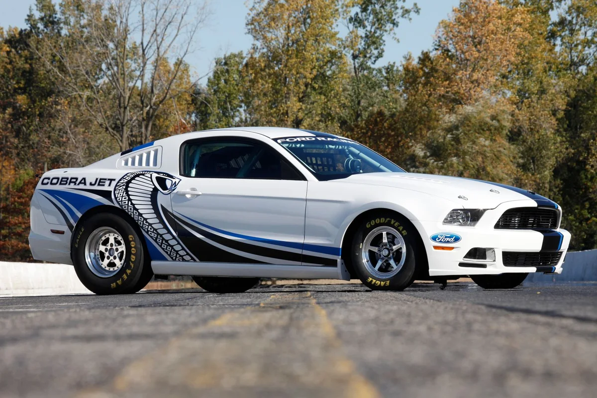 Cobra Jet 2012 de combustión, fotografía oficial Ford.