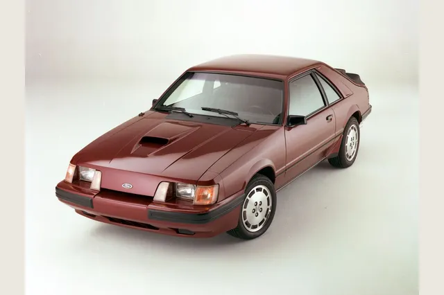 Mustang SVO 1984, fotografía oficial Ford.