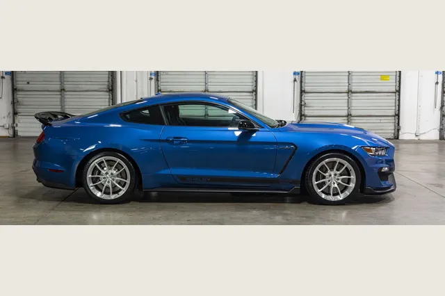 GT350 Signature Edition, imagen oficial Shelby American.
